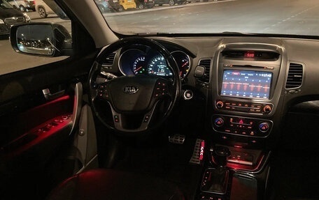KIA Sorento II рестайлинг, 2015 год, 1 750 000 рублей, 19 фотография