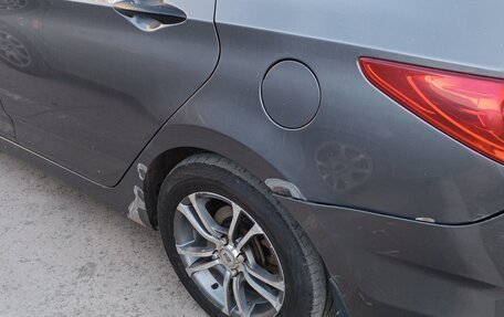 Hyundai Solaris II рестайлинг, 2011 год, 500 000 рублей, 5 фотография