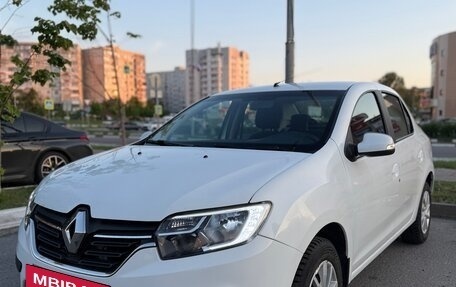 Renault Logan II, 2021 год, 777 777 рублей, 3 фотография