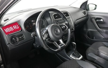 Volkswagen Polo VI (EU Market), 2018 год, 1 349 000 рублей, 9 фотография