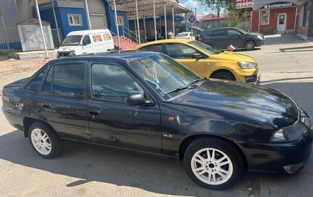 Daewoo Nexia I рестайлинг, 2012 год, 300 000 рублей, 2 фотография