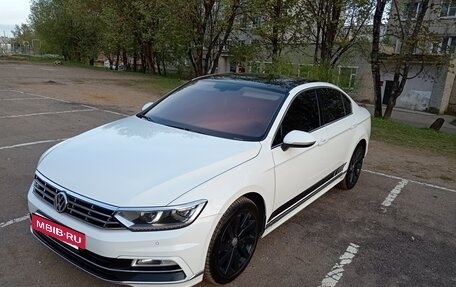 Volkswagen Passat B8 рестайлинг, 2019 год, 2 500 000 рублей, 4 фотография