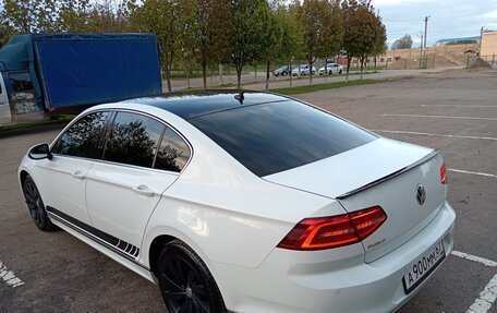 Volkswagen Passat B8 рестайлинг, 2019 год, 2 500 000 рублей, 13 фотография