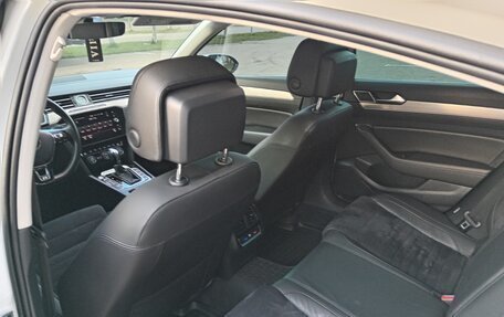 Volkswagen Passat B8 рестайлинг, 2019 год, 2 500 000 рублей, 18 фотография