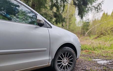 Volkswagen Polo IV рестайлинг, 2007 год, 500 000 рублей, 2 фотография