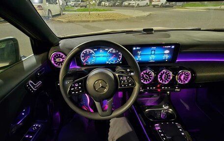 Mercedes-Benz A-Класс, 2020 год, 3 264 000 рублей, 10 фотография