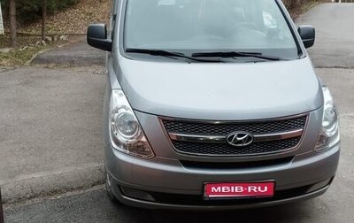Hyundai Grand Starex Grand Starex I рестайлинг 2, 2011 год, 2 000 000 рублей, 1 фотография