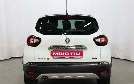 Renault Kaptur I рестайлинг, 2019 год, 1 819 000 рублей, 5 фотография