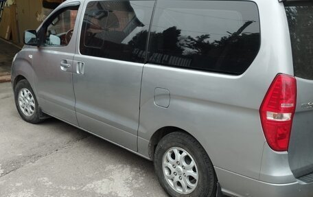 Hyundai Grand Starex Grand Starex I рестайлинг 2, 2011 год, 2 000 000 рублей, 5 фотография