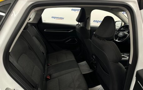 Geely Emgrand, 2023 год, 1 419 000 рублей, 13 фотография
