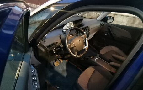 Citroen C4 Picasso II рестайлинг, 2018 год, 2 200 000 рублей, 14 фотография