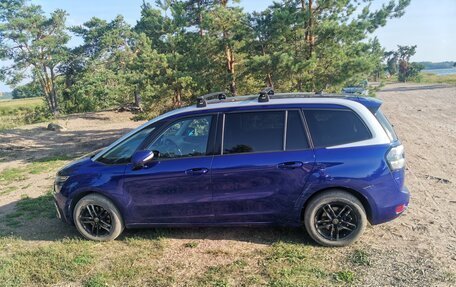 Citroen C4 Picasso II рестайлинг, 2018 год, 2 200 000 рублей, 12 фотография