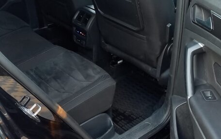 Volkswagen Tiguan II, 2017 год, 2 300 000 рублей, 6 фотография