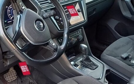 Volkswagen Tiguan II, 2017 год, 2 300 000 рублей, 11 фотография