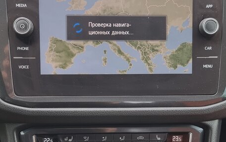 Volkswagen Tiguan II, 2017 год, 2 800 000 рублей, 17 фотография
