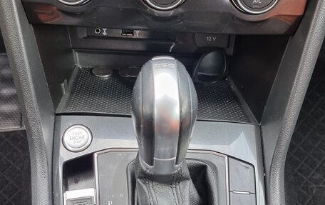 Volkswagen Tiguan II, 2017 год, 2 800 000 рублей, 19 фотография
