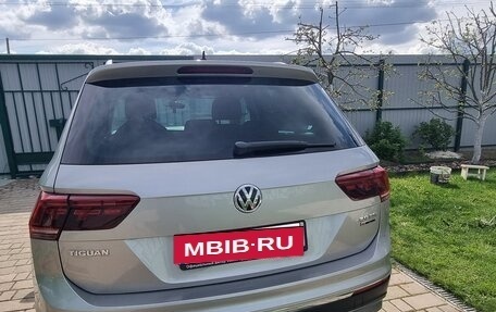 Volkswagen Tiguan II, 2017 год, 2 800 000 рублей, 15 фотография