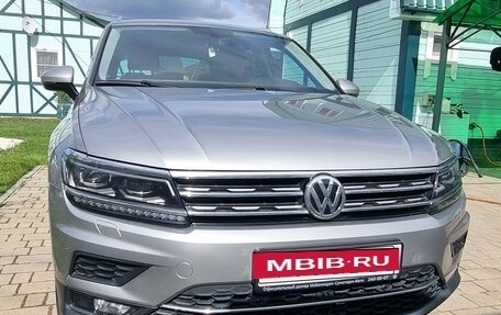 Volkswagen Tiguan II, 2017 год, 2 800 000 рублей, 32 фотография