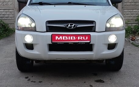 Hyundai Tucson III, 2008 год, 875 000 рублей, 1 фотография