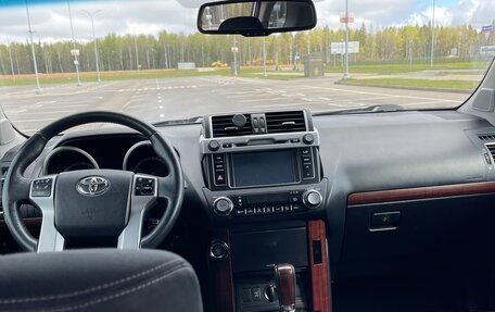 Toyota Land Cruiser Prado 150 рестайлинг 2, 2015 год, 3 320 000 рублей, 2 фотография