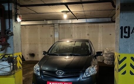 Toyota Auris II, 2010 год, 2 100 000 рублей, 11 фотография