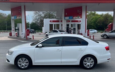 Volkswagen Jetta VI, 2012 год, 1 060 000 рублей, 4 фотография