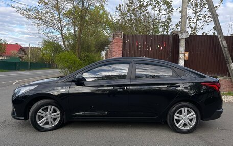 Hyundai Solaris II рестайлинг, 2021 год, 1 580 000 рублей, 7 фотография