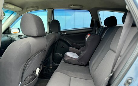 Toyota Matrix, 2003 год, 670 000 рублей, 9 фотография