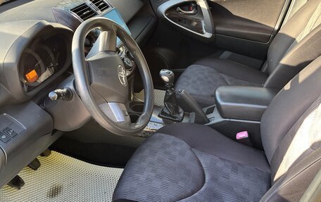 Toyota RAV4, 2010 год, 1 650 000 рублей, 15 фотография