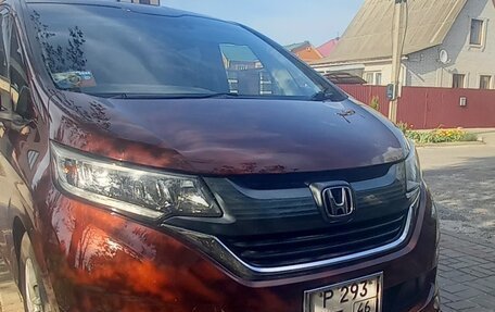Honda Freed II, 2017 год, 1 700 000 рублей, 6 фотография
