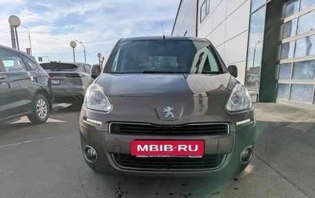 Peugeot Partner II рестайлинг 2, 2014 год, 949 000 рублей, 2 фотография