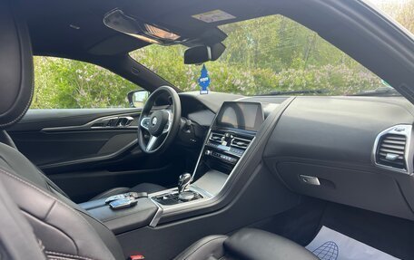 BMW 8 серия, 2019 год, 5 950 000 рублей, 13 фотография