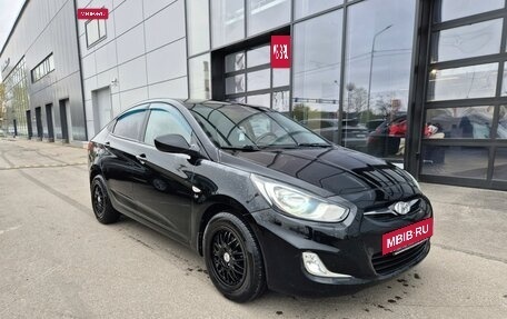 Hyundai Solaris II рестайлинг, 2014 год, 949 000 рублей, 2 фотография