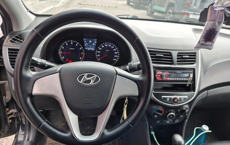 Hyundai Solaris II рестайлинг, 2014 год, 949 000 рублей, 8 фотография