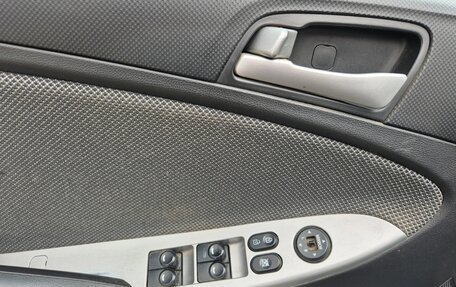 Hyundai Solaris II рестайлинг, 2014 год, 949 000 рублей, 9 фотография