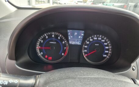 Hyundai Solaris II рестайлинг, 2014 год, 949 000 рублей, 10 фотография