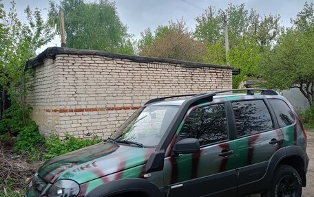 Chevrolet Niva I рестайлинг, 2012 год, 600 000 рублей, 3 фотография