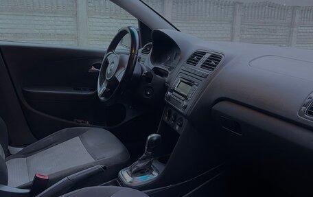 Volkswagen Polo VI (EU Market), 2012 год, 850 000 рублей, 7 фотография