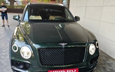 Bentley Bentayga I, 2018 год, 14 850 000 рублей, 3 фотография