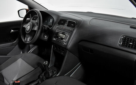 Volkswagen Polo VI (EU Market), 2011 год, 625 000 рублей, 12 фотография
