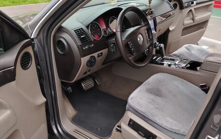 Volkswagen Touareg III, 2007 год, 1 700 000 рублей, 19 фотография