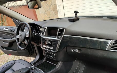 Mercedes-Benz M-Класс, 2013 год, 3 400 000 рублей, 3 фотография