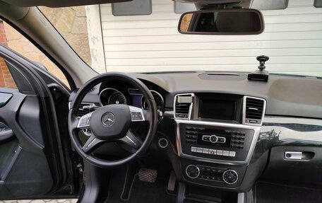 Mercedes-Benz M-Класс, 2013 год, 3 400 000 рублей, 8 фотография
