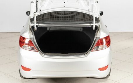 Hyundai Solaris II рестайлинг, 2011 год, 650 000 рублей, 14 фотография