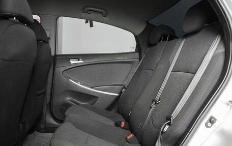 Hyundai Solaris II рестайлинг, 2011 год, 650 000 рублей, 17 фотография