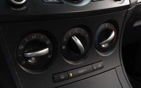 Mazda 3, 2012 год, 1 260 000 рублей, 15 фотография