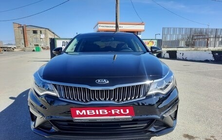 KIA Optima IV, 2018 год, 2 100 000 рублей, 3 фотография