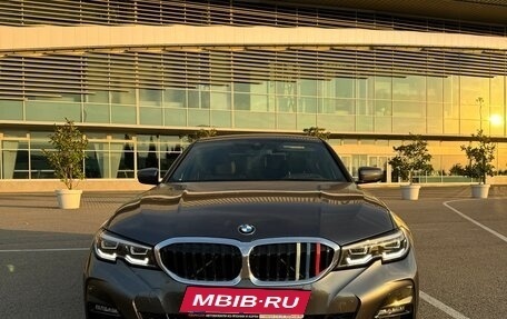 BMW 3 серия, 2019 год, 3 700 000 рублей, 3 фотография