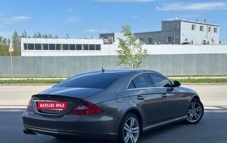Mercedes-Benz CLS, 2007 год, 900 000 рублей, 2 фотография