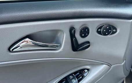 Mercedes-Benz CLS, 2007 год, 900 000 рублей, 17 фотография